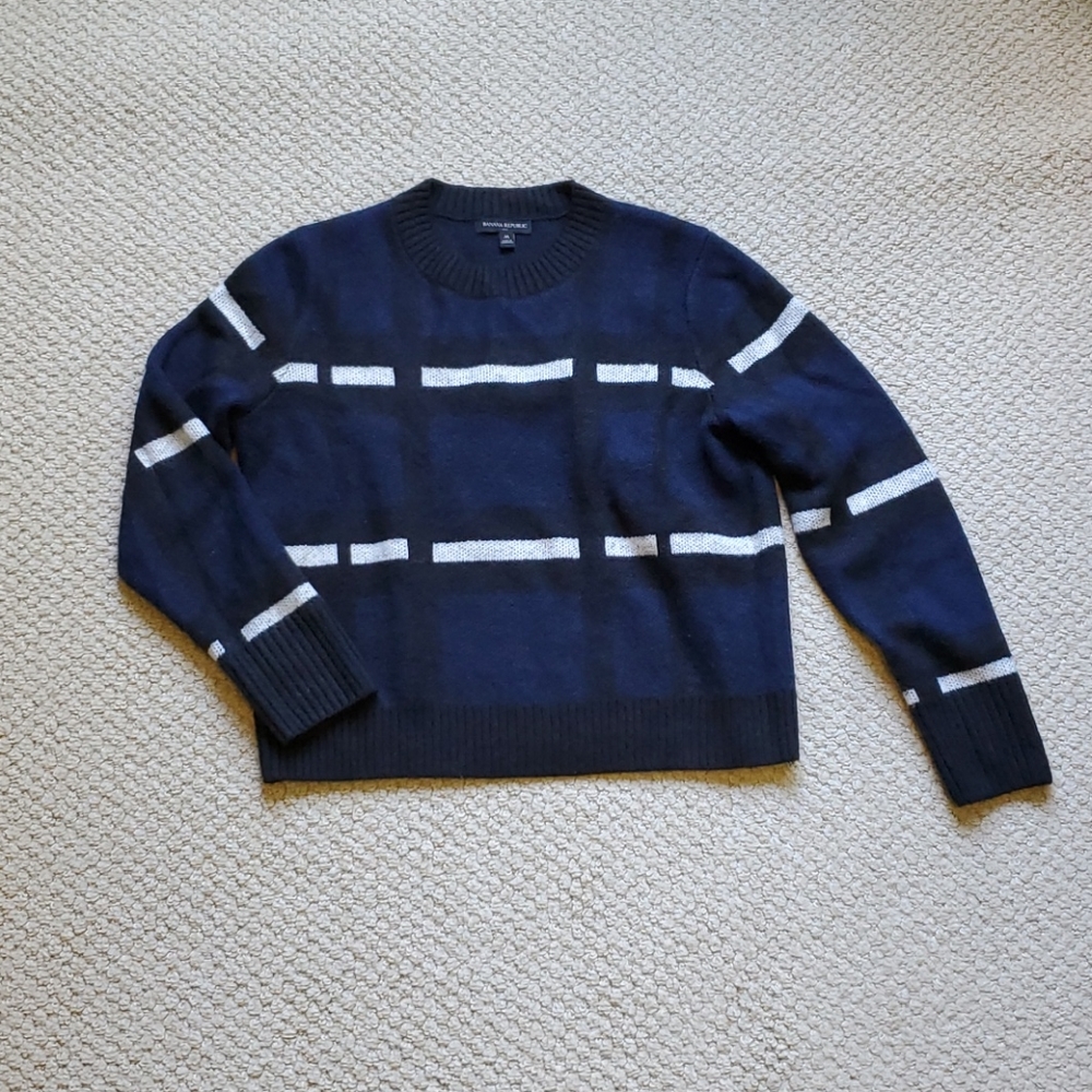 Banana republic cropped sweater